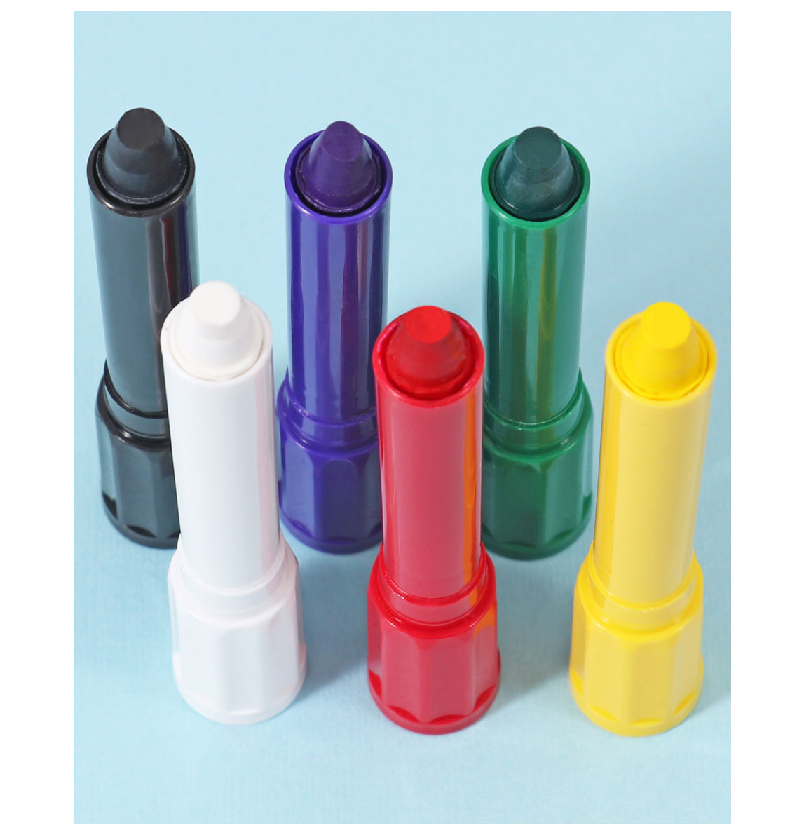 Pack of 6 Assorted Colour Silky Paint Crayons