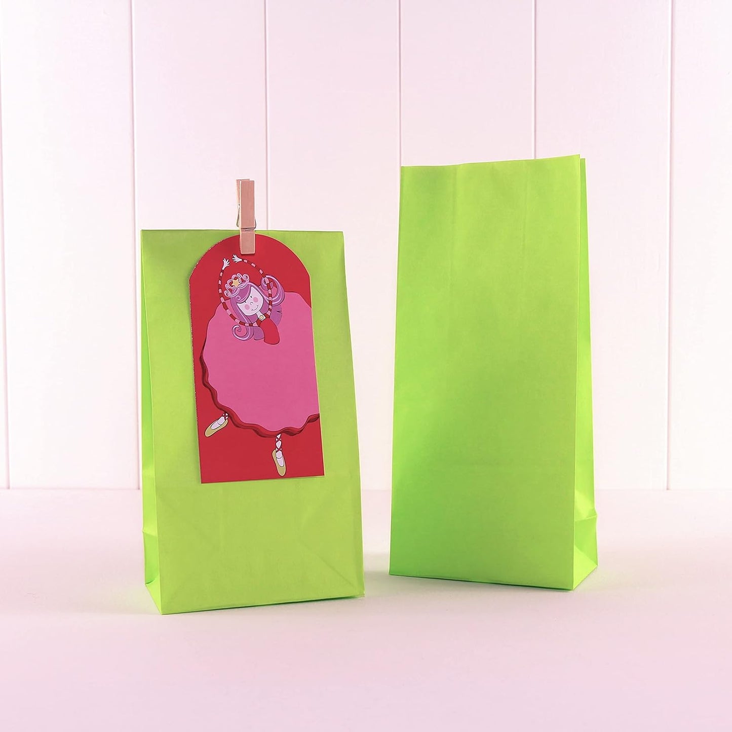 Pack of 12 Lime Green Paper Party Bags