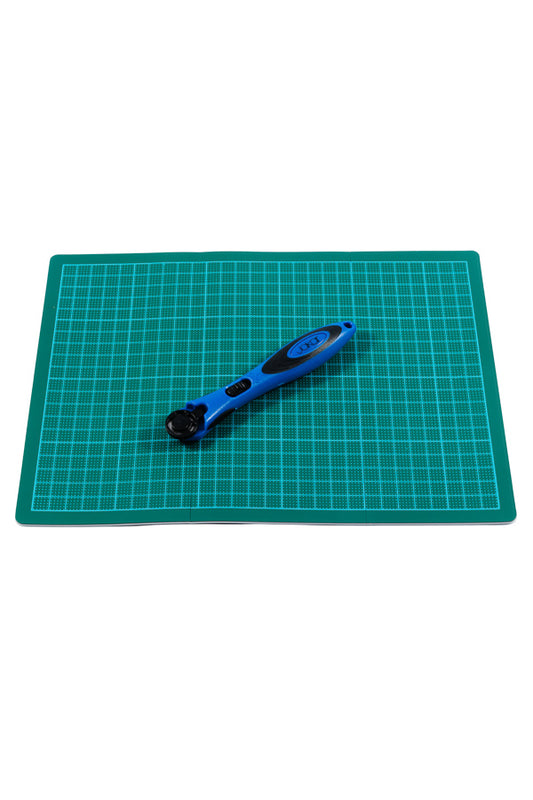 Mini Rotary Cutter Set With A4 Folding Cutting Mat